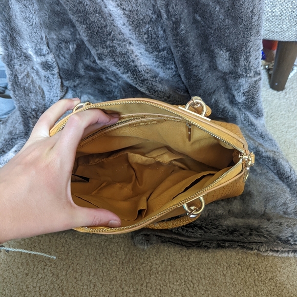 Purse - Picture 3 of 5